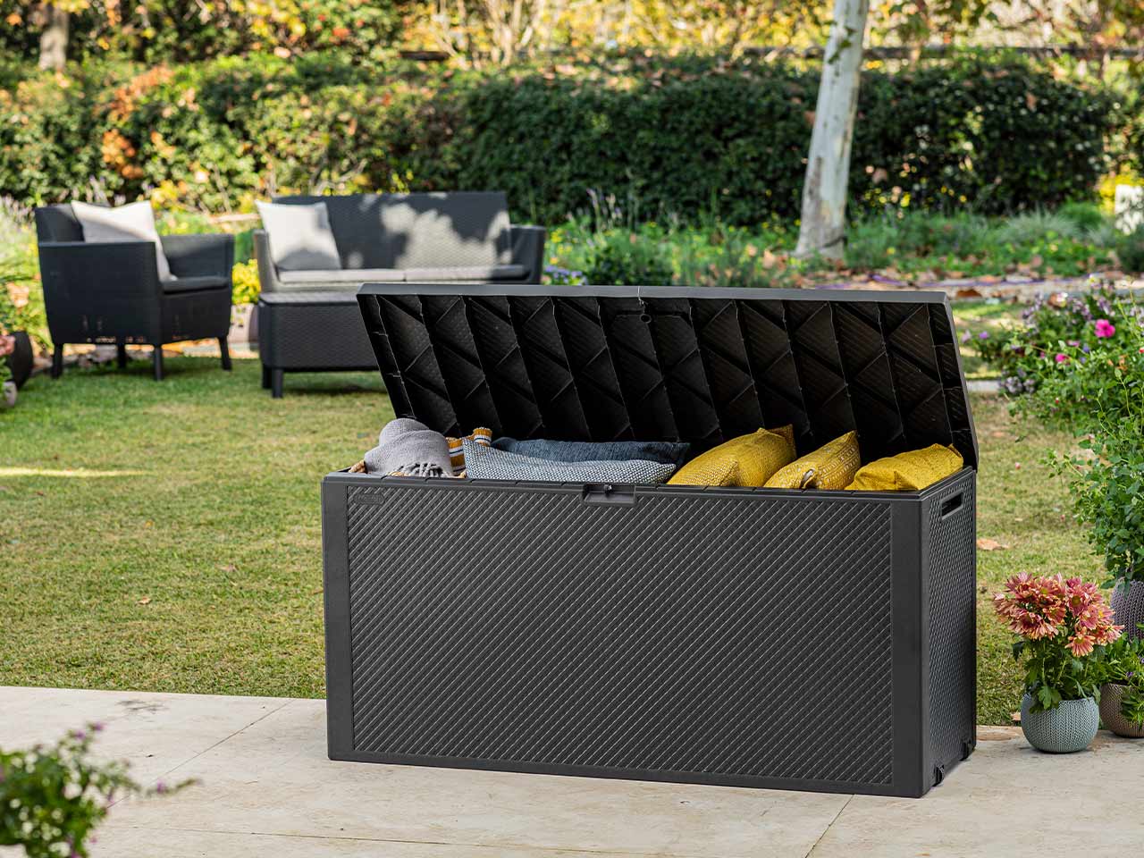 otwarta skrzynia ogrodowa Flawian